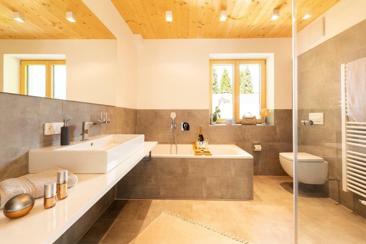 "Landhaus Panorama" - Luxurioese Ferienwohnungen In Bester Lage Fuer Gehobene Ansprueche Oberstdorf Exterior foto